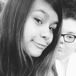 Meet your Posher, Claire